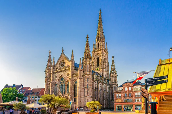 Vue panoramique ou photographie représentative de la ville de Mulhouse, montrant des bâtiments caractéristiques, l'urbanisme ou un repère reconnaissable de la ville, qui illustrerait visuellement l'une des communes principales de la zone d'intervention d'ACS LOHMULLER SAS.