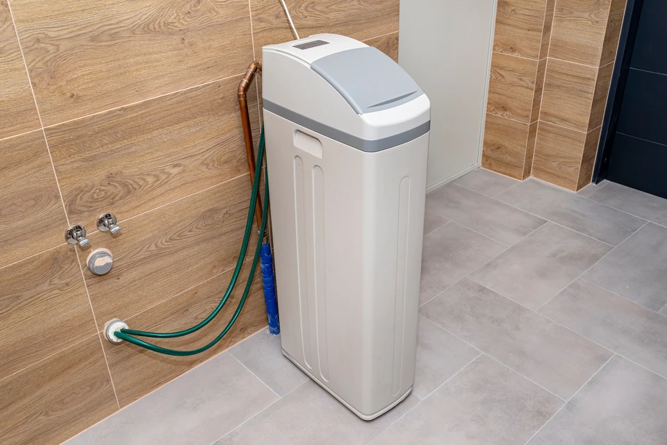 Sous-sol technique équipé d'un système de traitement d'eau domestique